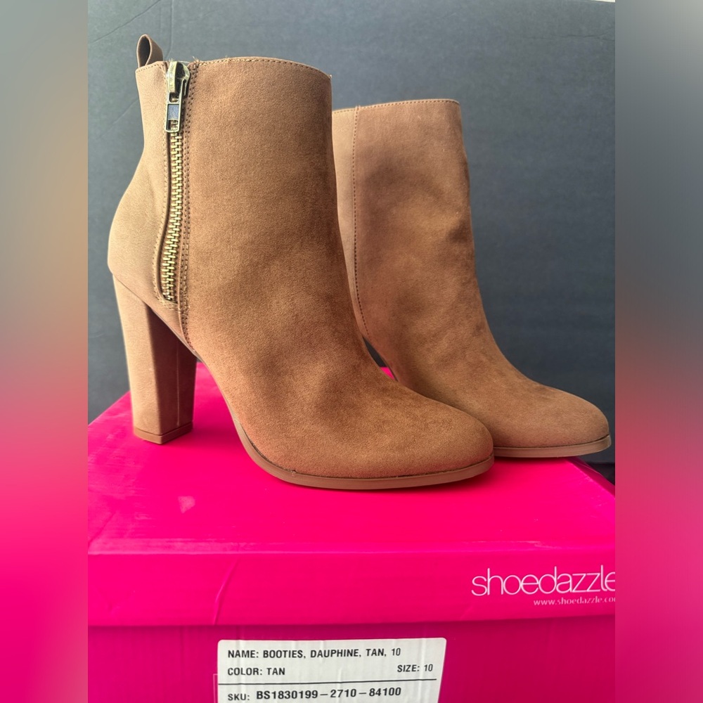 ShoeDazzle Booties Dauphine Tan Size 10